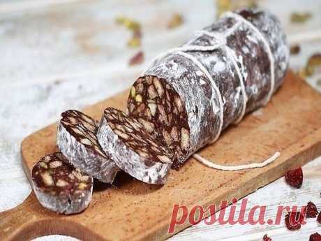 Шоколадная колбаска 

Любимый домашний десерт из детства! Сохрани рецепт, чтобы не потерять!