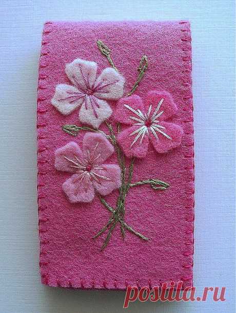 Needle Case Pink Felt with Embroidered Flowers Handsewn
