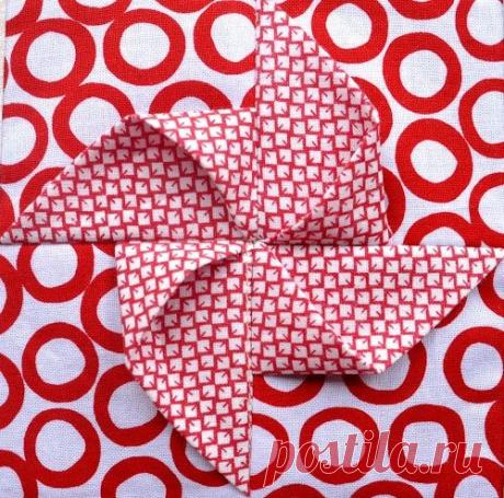 Block 22: Origami pinwheel - Textured quilt sampler