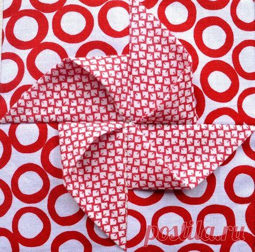 Block 22: Origami pinwheel - Textured quilt sampler