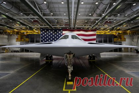 В США сообщили о проблемах с самолетами шестого поколения. Перспективные самолеты шестого поколения, которые получат Военно-воздушные силы (ВВС) США, станут слишком дорогими, пишет издание The National Interest. Стоимость перспективных бомбардировщиков B-21 может составить 750 миллионов долларов, а истребители NGAD обойдутся в 300 миллионов.