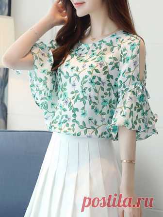 Buy Open Shoulder Printed Bell Sleeve Chiffon Blouse online with cheap prices and discover fashion Blouses at Fashionmia.com.
