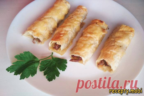 Каннеллони из лаваша с говядиной в грибном соусе со сливками