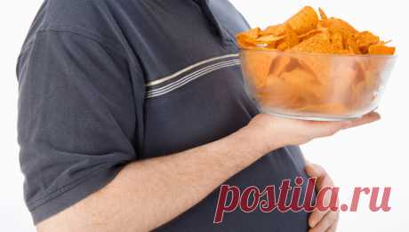Ученые посоветовали продукты от жира на животе Многие люди мечтают избавиться от жировых отложений, которые нарастают на животе и бедрах. Ученые заявляют, что избавиться от них поможет питание, включающее большое количество белка, пишет британский таблоид Express.
