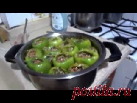 Турецкая кухня: Фаршированный перец( DOLMA), YAŞ PASTA, ÇOBAN SALATA ( Пастуший салат)  TÜRK MUTFAK