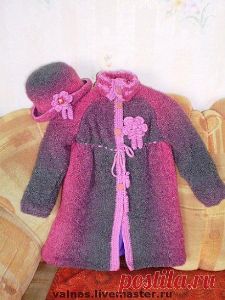 Пальто, варежки и шляпка.Багряный закат/ Авторская работа. - букле,пальто