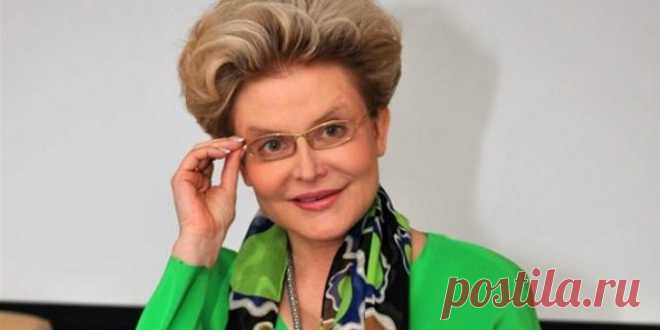 Елена Малышева: биография, личная жизнь, видео

В статье о жизни доктора медицинских наук, популярной российской ведущей телепередач «Жить здорово» и «Здоровье».
Семью Шабуниных можно назвать семьей потомственных врачей. Трое детей, как и родители, также выбрали эту профессию. Лена родилась 13 марта 1961 в городе Кемерово, там же прошло ее детство. Учеба в школе девочке давалась легко и непринужденно, поэтому окончание школы было отмечено золотой медалью. Интересное видео: муж, дети.