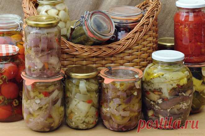 Маринованные баклажаны.
