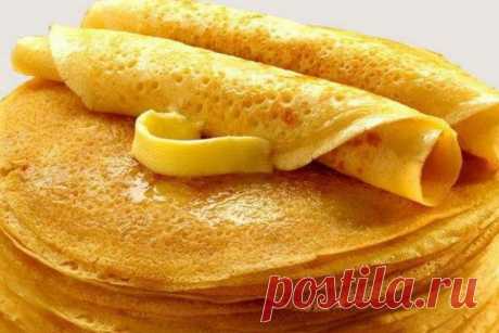 Блинчики Безупречные | Краше Всех Наши блинчики — безупречные! и правда, не в чем упрекнуть такой рецепт! Ингредиенты: кипяток — 1,5 стакана; молоко — 1,5 стакана; яйца — 2 штуки; мука — 1,5 стакана (тесто должно быть реже, чем на оладьи); сливочное масло — 1,5 столовые ложки; сахарный песок — 1,5 столовые ложки; соль — 0,5 чайной ложки; ваниль. Взбейте яйца с сахаром, добавьте соль и ваниль. Далее взбивая смесь, добавляем молоко и постепенно всыпаем муку. Не переставая вз...