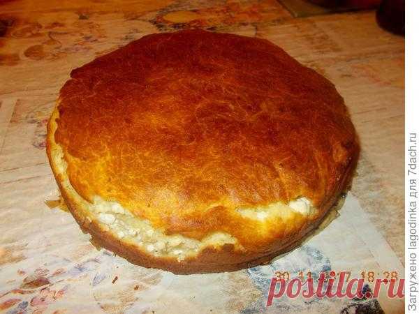 Простой и очень вкусный пирог с творогом (такой пирог можно печь и с вареньем)
