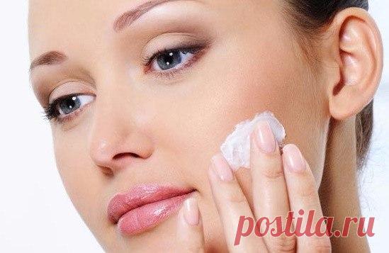 Великолепные омолаживающие и противовоспалительные маски для кожи лица