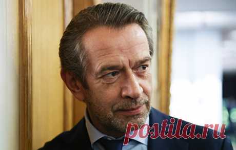 Владимир Машков отреагировал на обвинения СБУ цитатой из Гоголя. В украинской спецслужбе ранее указали, что актер после начала специальной военной операции &quot;неоднократно выступал в поддержку&quot; российских сил во время массовых мероприятий с участием президента России