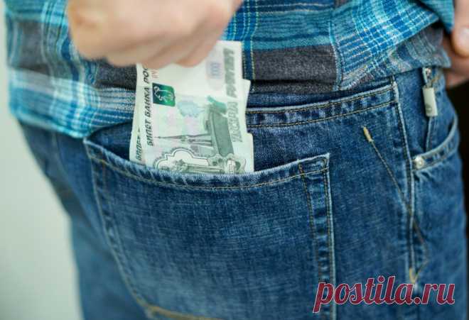 Должны ли туристу компенсировать ночь, если заселили в отель на следующие сутки? Добрый день!Мы поехали в отпуск, взяли путевку на 10 дней. Был ранний вылет, но туроператор заменил его на более поздний. В итоге мы ...