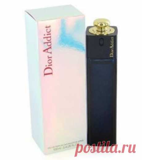 Christian Dior - Addict
Мир женщины,полностью доверяющей своей чувственности и сексуальности…Обещание наслаждения и новых ощущений – аромат чувственной энергии, в котором соединены самая откровенная страсть, самые сильные ощущения, самый осязаемый восторг и великолепная элегантность . Головные ноты играют листьями мандаринового дерева и цветами шелковичного дерева:первое ощущение свежести врывается как ветер свободы