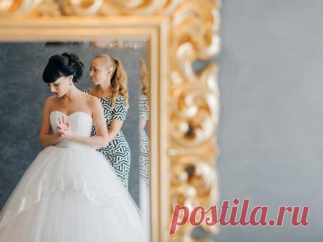 Сегодня у нас подборка вдохновения для невест, чтобы создать неотразимый свадебный образ! 1. 18 незабываемых свадебных платьев weddywood.ru/18-nezabyvaemyh-svadebnyh-platjev 2. 16 самых вдохновляющих будуарных съемок weddywood.ru/16-samyh-vdohnovljajushchih-buduarnyh-semok 3. 24 прически для вдохновения невест weddywood.ru/24-pricheski-dlja-vdohnovenija-nevest 4. Идеальная пара: 22 невесты и их туфли weddywood.ru/idealnaja-para-22-nevesty-i-ih-tufli 5. Аксессуары невесты: 24 альтернативы фате…