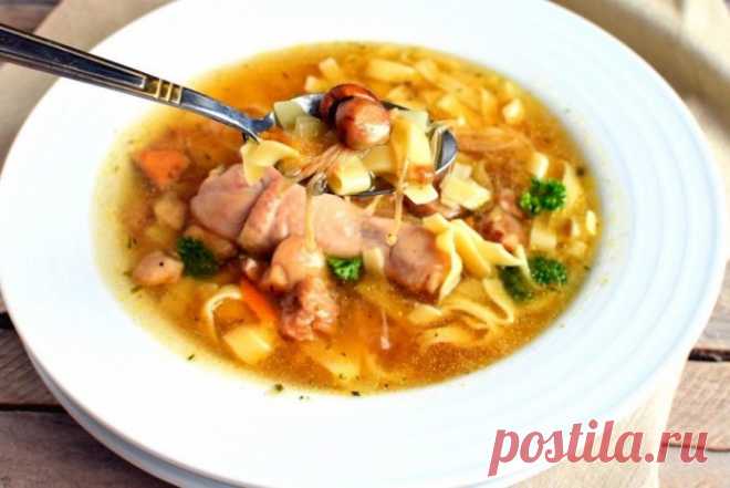 ​Суп-лапша с белыми грибами и курицей