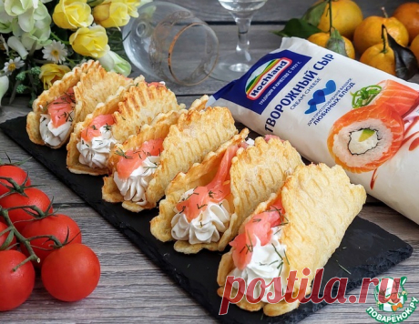 Вафельно-сырные трубочки с форелью.