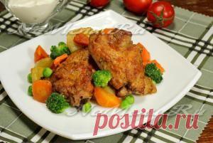 Ребрышки, запеченные с овощами