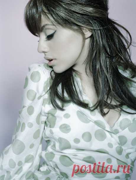 Бриттани Мерфи(Brittany Murphy) в фотосессии Шерил Нилдс(Sheryl Nields)