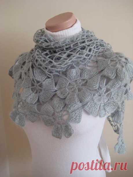 Crocheted shawl | Sciarpe e Colletti