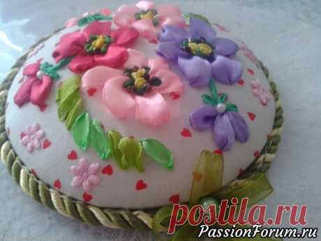 Родилась еще одна игольница )))
