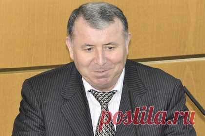 Спецназ на вертолете прибыл на обыск особняка экс-госсекретаря Дагестана и попал на видео