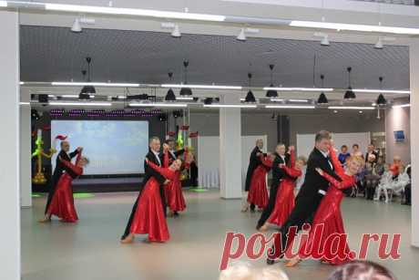 Открытый городской фестиваль-конкурс «Танцующий город» отмечает 10-летний юбилей. Гала-концерт танцевального шоу состоится 7 декабря в 15:00 в Государственном театре оперы и балета.

Зрелищная программа сочетает в себе потрясающую хореографию, захватывающую музыку, новые костюмы и высокотехнологичные элементы. На одной сцене встретятся как начинающие танцоры, так и те,кто не видит свою жизнь без танца. Лучшие номера от мастеров сцены и новоиспеченных артистов будут предста...