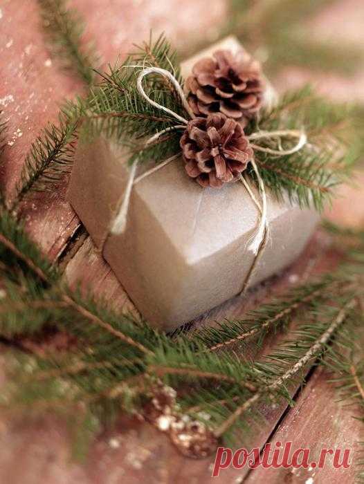 Необычные и доступные упаковки для новогодних подарков, которые легко сделать своими руками