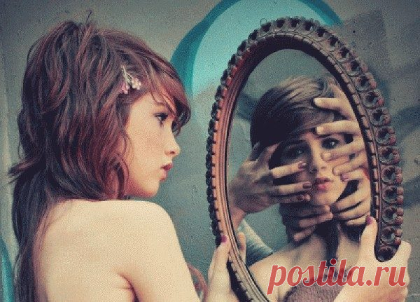13 слов, которые лучше не произносить перед зеркалом / Мистика