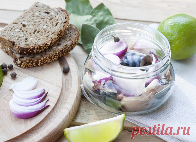 Маринованная скумбрия с лимоном и луком - tochka.net