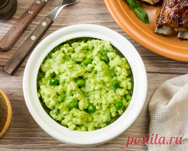Сливочная перловая каша с горошком на Вкусном Блоге Пополняем копилку рецептов гарниров. С тех пор, как я полюбила перловую крупу, я уже готовила ее во многих вариациях. В этот раз получилось что-то похожее по консистенции (но не по технологии приготовления) на ризотто. Это очень вкусно. Эту кажу важно подавать сразу же, горячей – иначе перловая крупа впитает в…