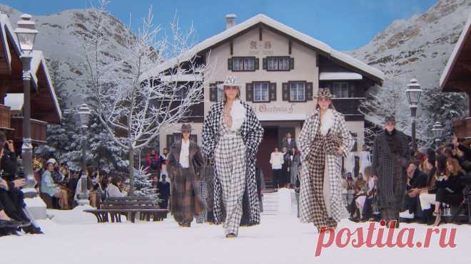 Показ коллекции Prêt-à-porter Осень-Зима 2019/20  - CHANEL