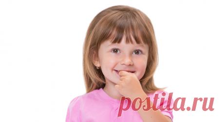 Почему ребенок грызет ногти и как его отучить от этой привычки? У некоторых людей привычка откусывать ногти остается даже во взрослом возрасте. Почему некоторые ученые считают, что отучать детей от этого не нужно?