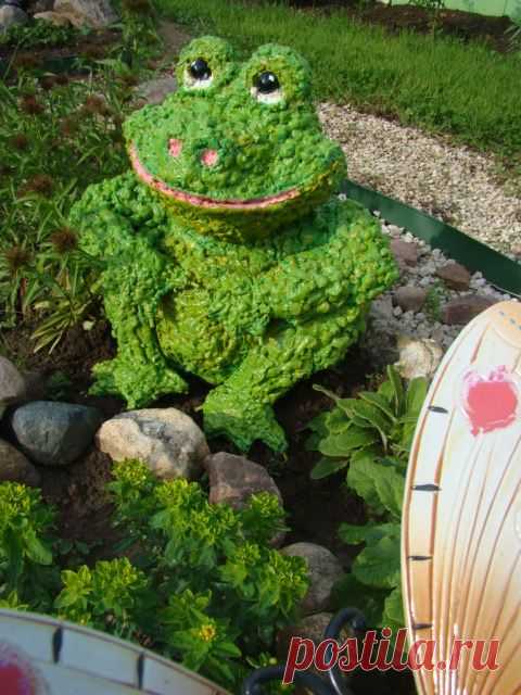 Садовые скульптуры из монтажной пены!!!!(идеи для дачи и детсадов) Молодец девчушка!!! Вот что она говорит о себе :