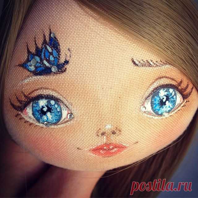 Вот такая новая девочка у меня сегодня получилась💗💙💙💙💙💙