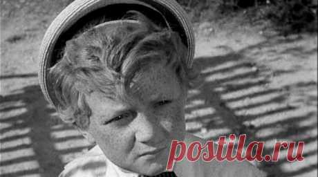Смотреть онлайн фильм Деловые люди (1962) — рецензии, отзывы -  кино Деловые люди в хорошем качестве (HD, HQ, HR) без регистрации - кадры из фильма - Афиша Mail.Ru