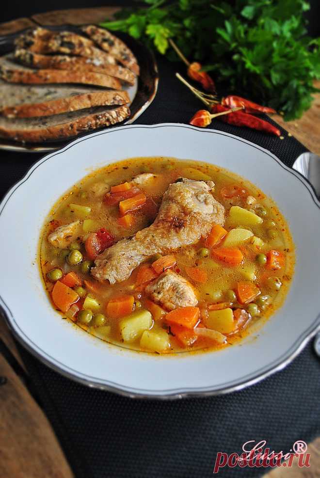 Пиле с грах / Chicken and peas stew