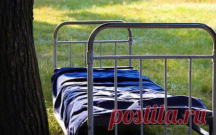 Стоит ли загонять себя в прокрустово ложе отношений?