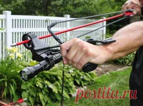 Тактическая рогатка с фонарем.В детств / Интересное в IT