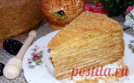 Вкусный торт за 30 минут. Простой рецепт без раскатки коржей - Калейдоскоп событий   Медовик – это один из самых популярных и любимых тортов у многих сладкоежек, ведь вкус и аромат меда, делает этот десерт очень оригинальным и своеобразным. Этим быстрым и простым […]