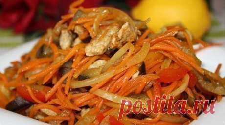 Теплый салат из обжаренных овощей с мясом