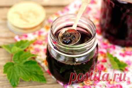 Заготовки на зиму: варенье из черной смородины