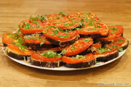 Легкие рецепты для вкуса жизни » Баклажаны кружочками в духовке с сыром и помидорами