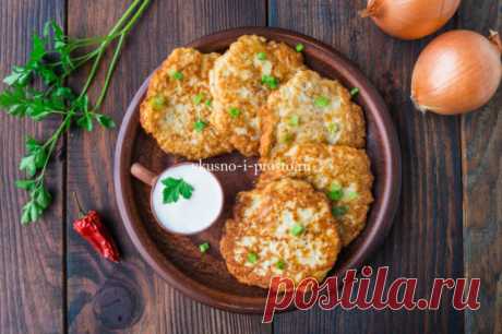 Блинчики из куриного филе с сыром Пополнение коллекции блюд из любимого  куриного филе - довольно простое и оригинальное горячее блюдо