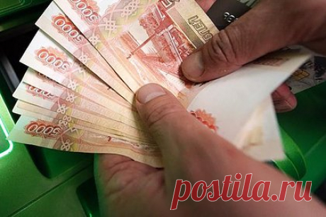 В России зафиксирована недельная инфляция после длительной дефляции. Недельная инфляция в России — с 20 по 26 сентября — составила 0,08 процента. Об этом сообщил Росстат. Как указали в Минэкономики, инфляция в годовом выражении за неделю замедлилась — 26 сентября она составила 13,71 процента, тогда как неделей ранее достигала 13,92 процента.