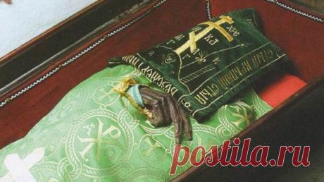 Источник заявил, что Киев использует мощи святых как разменную монету