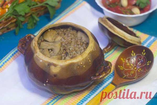 Гречка с грибами в горшочке. Полезный рецепт | Хрумка со вкусом | Яндекс Дзен