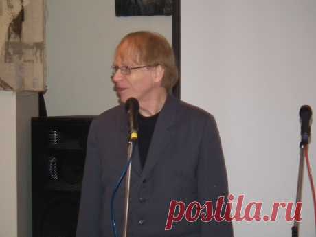 Александр Живов -&quot;Творческое объединение &quot;Музыкальный Салон&quot;
Фестиваль &quot;Климханалия 14&quot; День - Театра, Музыки и Кино! 14 апреля 2014 г.