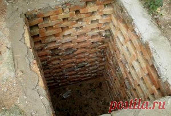 Выгребная яма: особенности устройства и разновидности. Как лучше устроить выгребную яму на даче и в своем доме