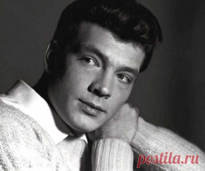 Владимир Трещалов, 25 сентября, 1937
 • 15 декабря 1998